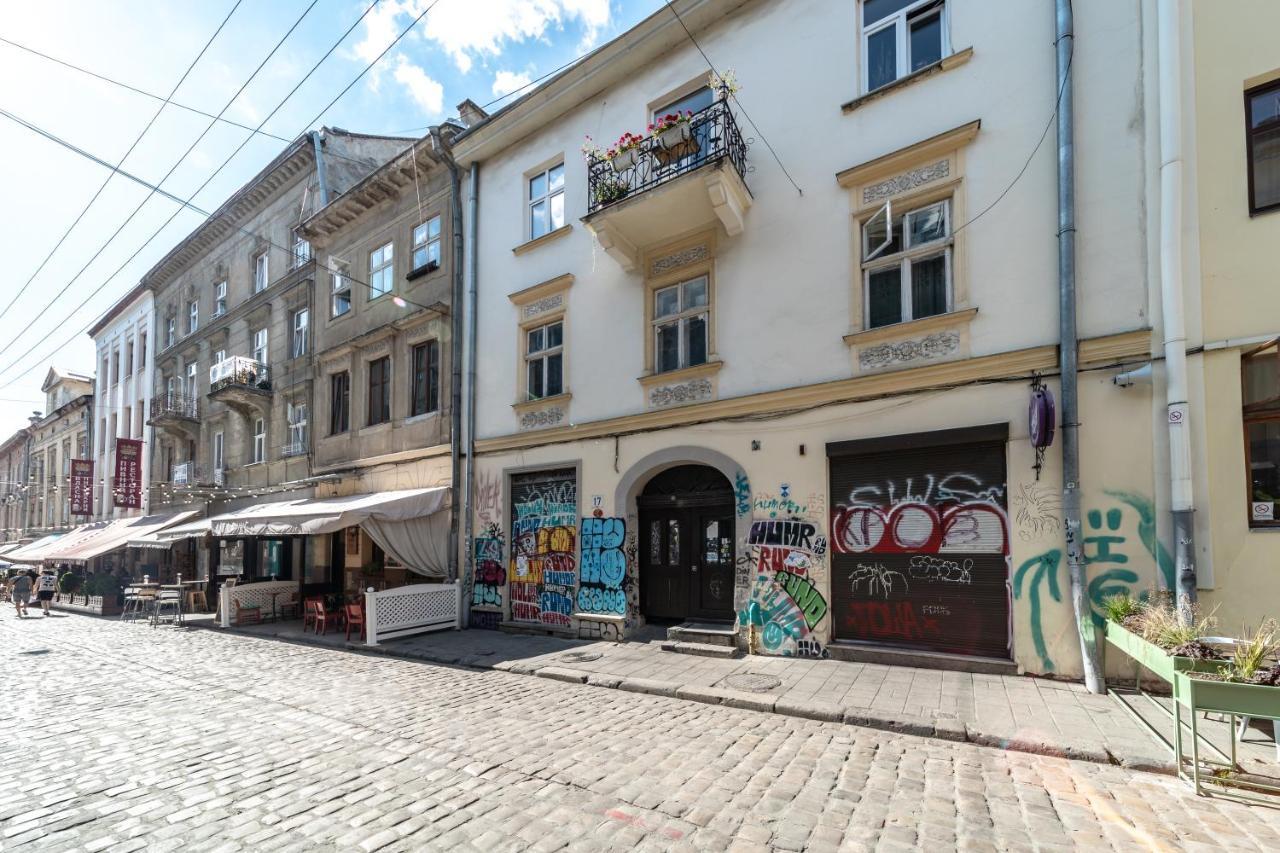 Central Apartments Rynok Lviv Luaran gambar